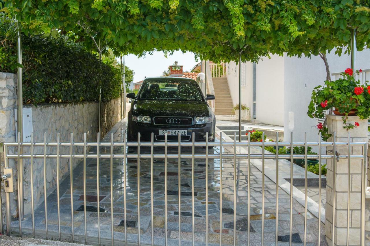 Apartments Klasan Trogir Kültér fotó